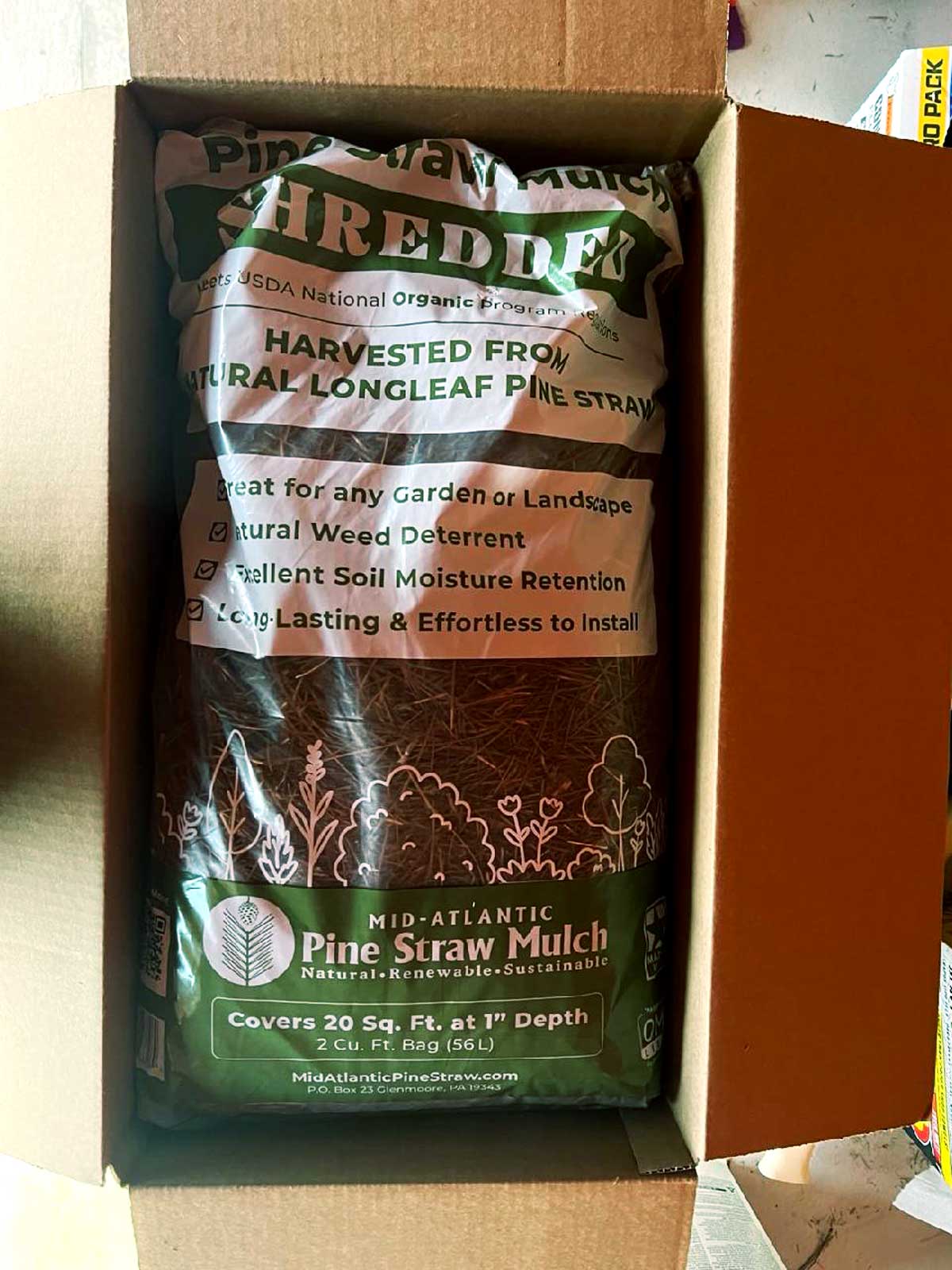Shredded Pine Straw Bag in Delivery Box